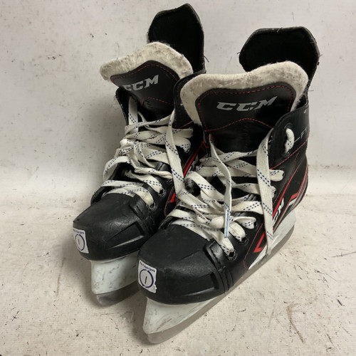 Vist Large View of Product Image Which is Used CCM JETSPEED FT340 Junior Hockey Skate Black And Red Junior 01
