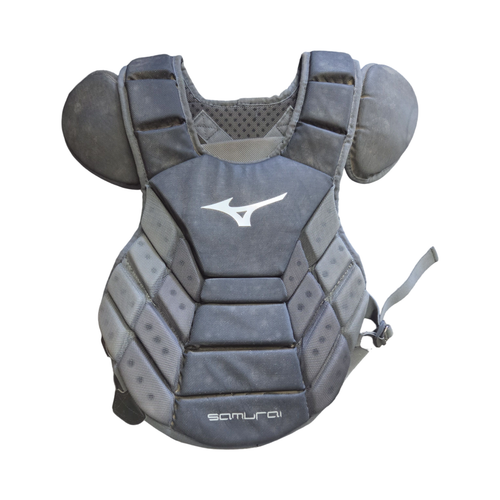 Vist Large View of Product Image Which is Used Mizuno SAMURAI CHEST PROTECTOR Catchers Chest Protector Black Adult