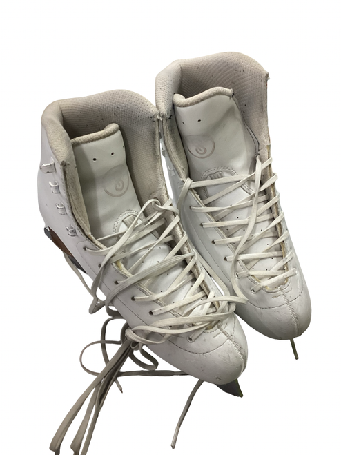 Vist Large View of Product Image Which is Used SCOTT HAMILTON WomensFigure Skate White Senior 10