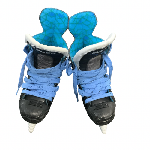 Vist Large View of Product Image Which is Used Bauer XLP Youth Hockey Skate Youth 13.0
