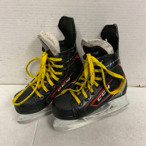 Vist Large View of Product Image Which is Used CCM FT340 Youth Hockey Skate Youth 12.0