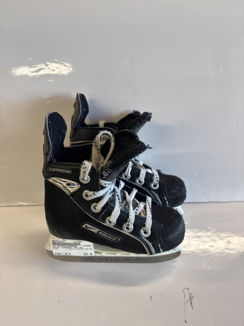 Vist Large View of Product Image Which is Used Bauer SUPREME ONE 05 Youth Hockey Skate Youth 08.0