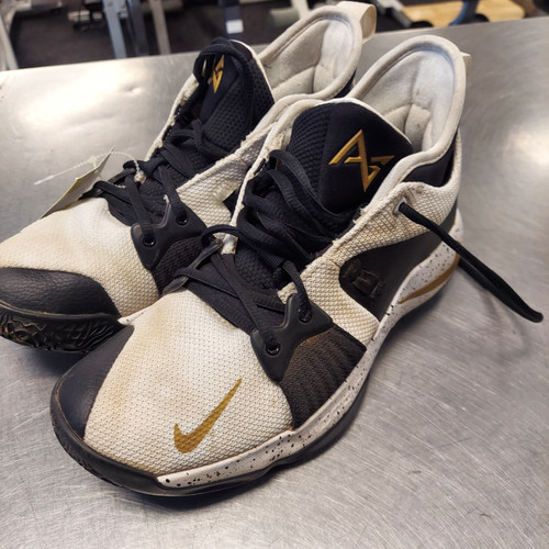 Vist Large View of Product Image Which is Used Nike Basketball Shoes M White Senior 7.5