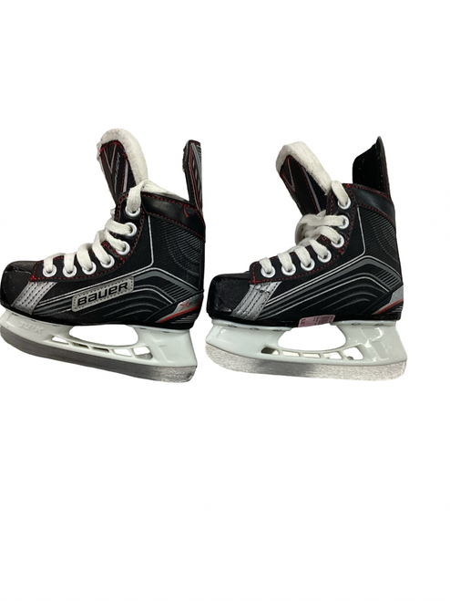 Vist Large View of Product Image Which is Used Bauer VAPOR X200 Youth Hockey Skate Youth 08.0