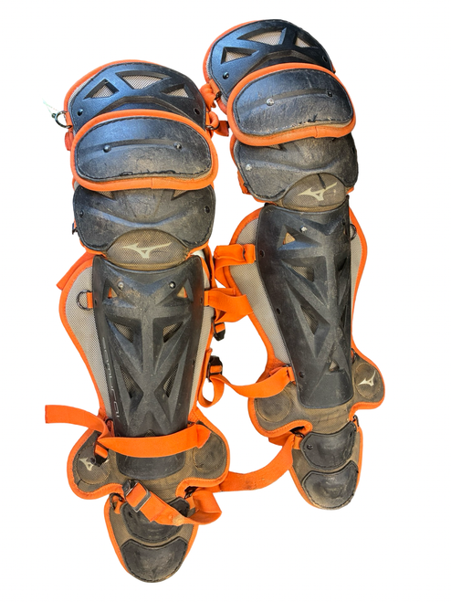 Vist Large View of Product Image Which is Used Mizuno SAMURAI Catchers Leg Guards Black Youth