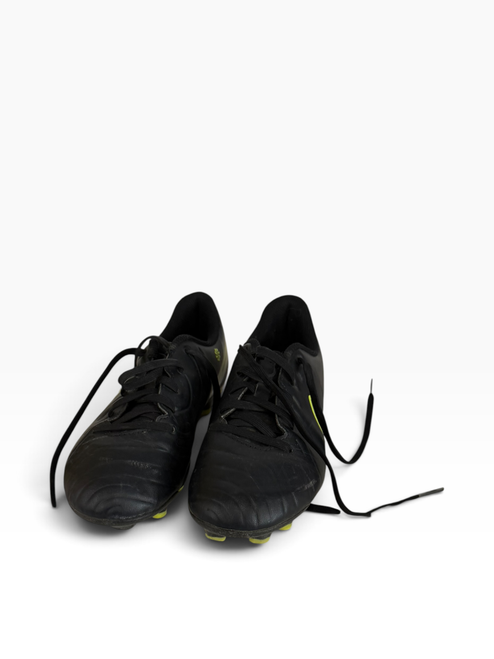 Vist Large View of Product Image Which is Used Nike Soccer Cleats Black Adjustable