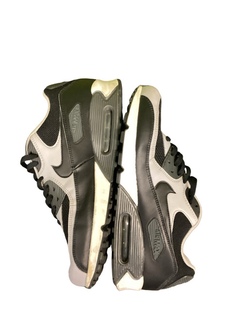 Vist Large View of Product Image Which is Used Nike Basketball Shoes M Grey Senior 12.5