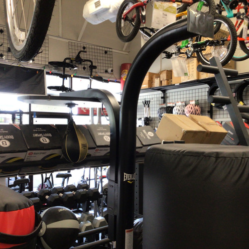 Vist Large View of Product Image Which is Used Everlast HEAVY BAG STAND W/ SPEED BAG Boxing Bag Stand