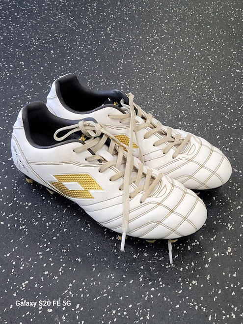 Vist Large View of Product Image Which is Used Lotto Soccer Cleats White Senior 8