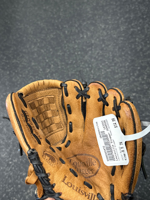 Vist Large View of Product Image Which is Used Louisville Slugger GEN950BM BB/SB Glove RH Throw Brown 9 1/2"