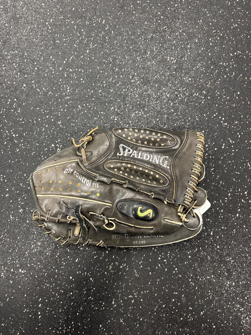 Vist Large View of Product Image Which is Used Spalding 42-149 BB/SB Glove RH Throw Black 13 1/2"