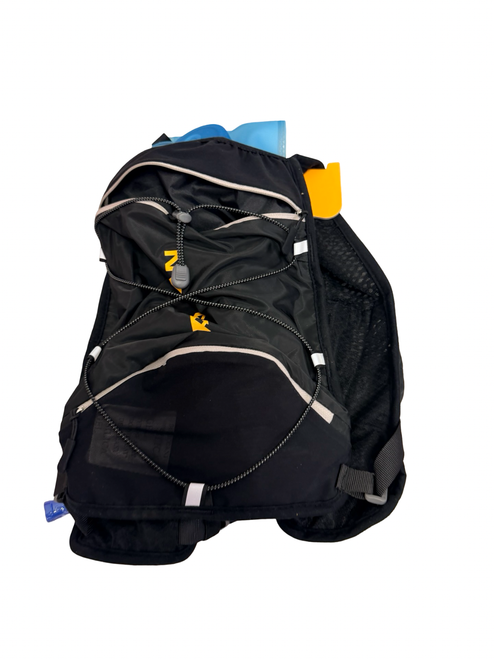 Vist Large View of Product Image Which is New Nathan Sports HYDRATION Backpack Black w/ 1.5L Bladder