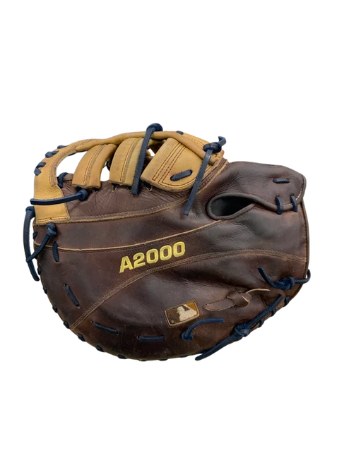 Vist Large View of Product Image Which is Used Wilson A2000 A2800PSDBBL PROSTOCK BB/SB First Base RH Throw Chocolate And Almond 12"