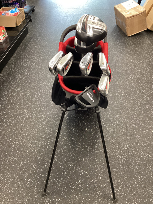 Vist Large View of Product Image Which is Used Powerbilt EX750 Mens Package Set RH Black And Red 9 Piece