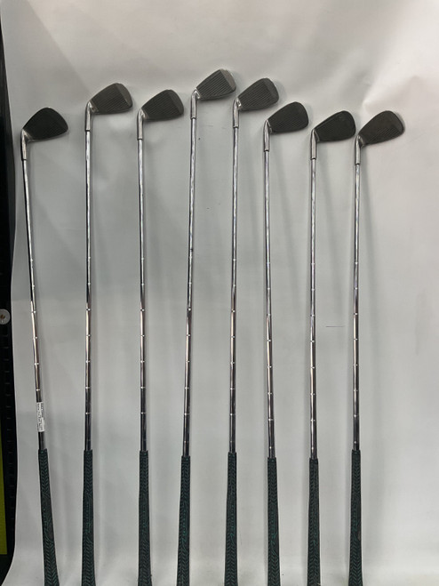 Vist Large View of Product Image Which is Used DOUBLE DIAMOND Mens Iron Set RH 3I-PW