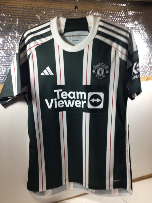 Vist Large View of Product Image Which is Used Adidas MAN UNITED RASHFORD JERSEY Soccer Top Adt Green And White MD