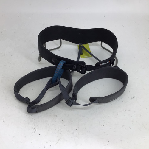 Vist Large View of Product Image Which is Used Black Diamond MOMENTUM SR LG CLIMBING HARNESS Climbing Harness