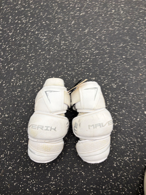 Vist Large View of Product Image Which is Used Maverik M6 ARM PAD Lacrosse Arm Pads/Guards White MD