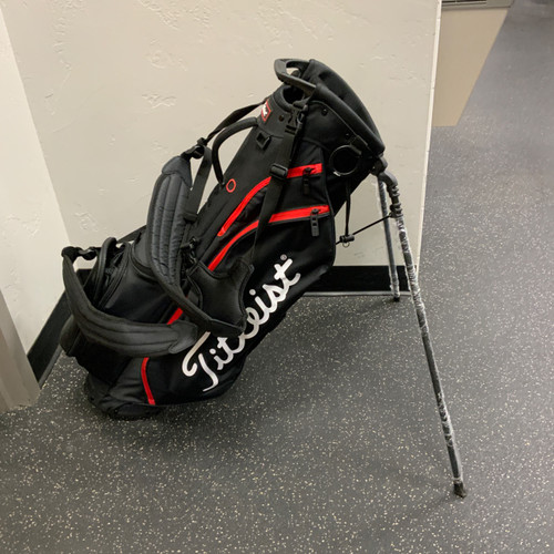 Vist Large View of Product Image Which is Used Titleist PLAYERS 4 Mens Stand Bag Black