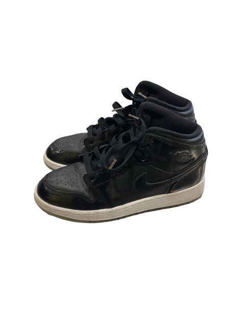 Vist Large View of Product Image Which is Used Jordan Basketball Shoes Y Black Junior 04