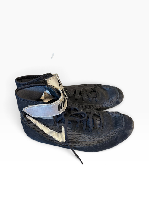 Vist Large View of Product Image Which is Used Nike Wrestling Shoes Black Senior 9.5