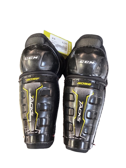 Vist Large View of Product Image Which is Used CCM 3092 Youth Shin Guards Black 9"