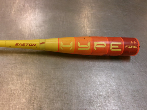 Vist Large View of Product Image Which is Used Easton HYPE FIRE 2026 BB/SB USA 2 5/8 Bat 29"