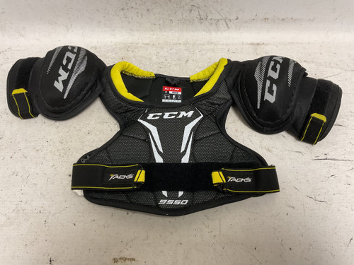 Vist Large View of Product Image Which is Used CCM TACKS 9550 Youth Shoulder Pads Black MD