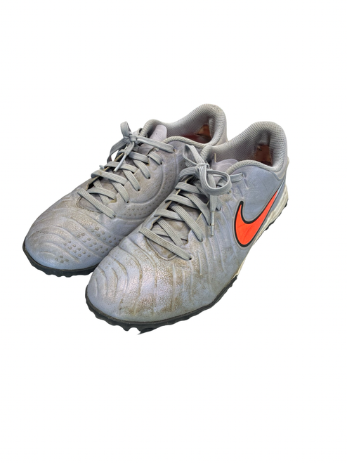 Vist Large View of Product Image Which is Used Nike Soccer Indoor Shoes Grey Senior 6