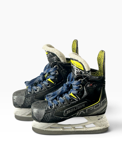Vist Large View of Product Image Which is Used Bauer 3X Youth Hockey Skate Youth 11.0