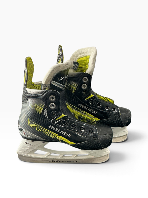 Vist Large View of Product Image Which is Used Bauer VAPOR X4 Youth Hockey Skate Youth 11.5