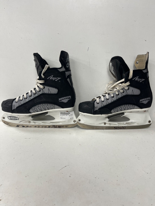 Vist Large View of Product Image Which is Used Mission AMP 7 Senior Hockey Skate Senior 9.5