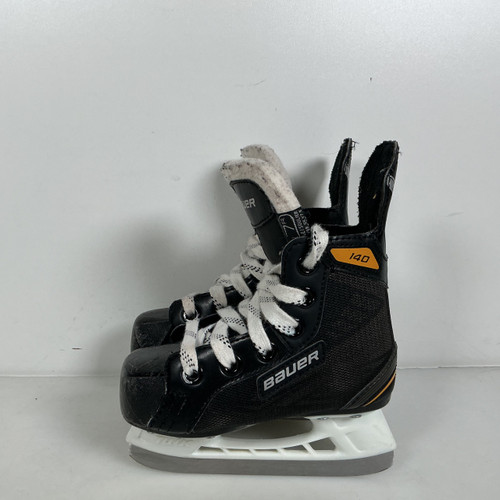 Vist Large View of Product Image Which is Used Bauer SUPREME 140 SKATE Youth Hockey  07.0