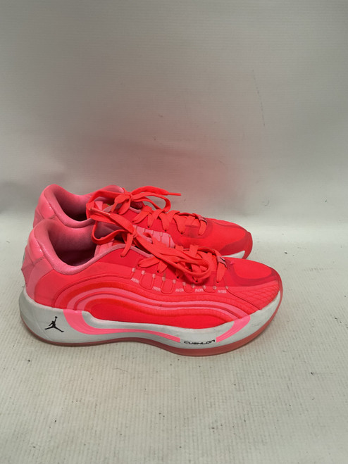 Vist Large View of Product Image Which is Used Jordan Basketball Adult Indoor