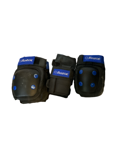 Vist Large View of Product Image Which is Used Inline Protective Set Black MD