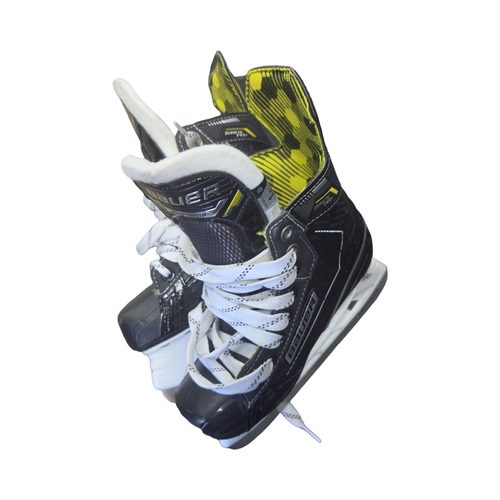 Vist Large View of Product Image Which is Used Bauer IGNITE PRO SZ 1.5 SKATES Junior Hockey Skate Junior 01.5