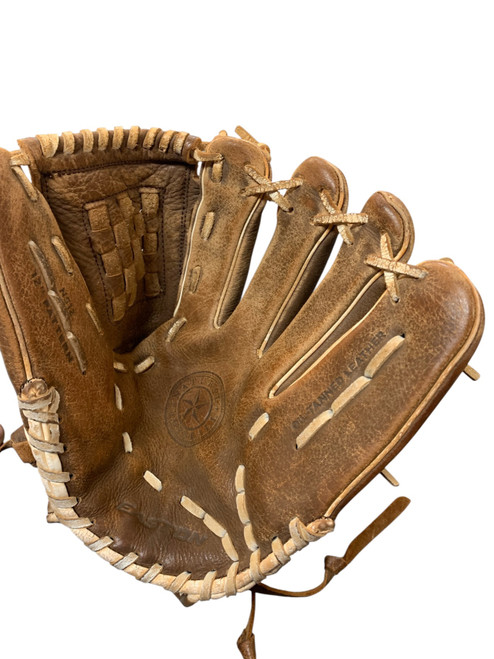 Vist Large View of Product Image Which is Used Easton NATURAL 12 BB/SB Glove RH Throw Brown 12"