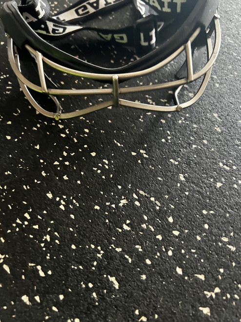 Vist Large View of Product Image Which is Used Gait EYE PROTECTION Lacrosse Facial Protect Black Senior