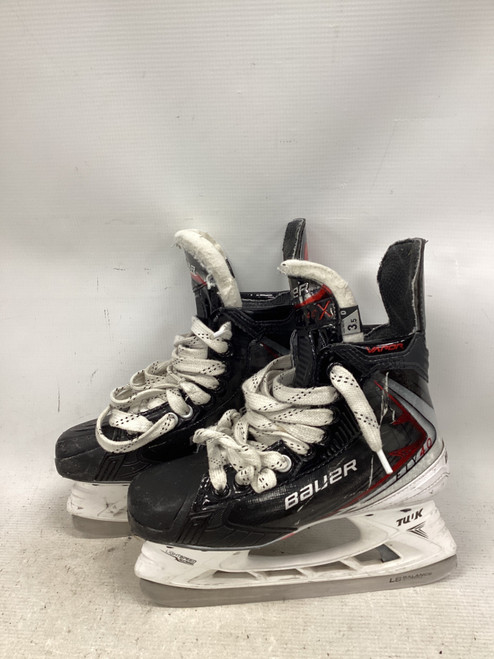 Vist Large View of Product Image Which is Used Bauer VAPOR FLY40 SKATE Intermediate Hockey Skate Intermediate 3.5
