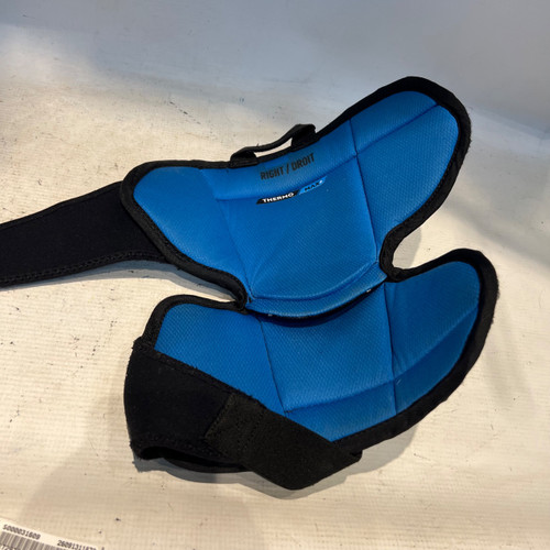 Vist Large View of Product Image Which is Used Bauer Goalie Accessory