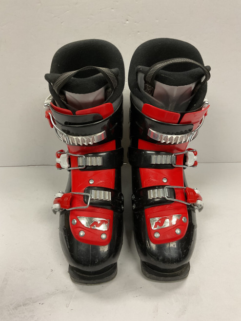 Vist Large View of Product Image Which is Used Nordica FIRE ARROW TEAM 3 Boys DH Ski Boot Black And Red 225 MP - J04.5 - W5.5
