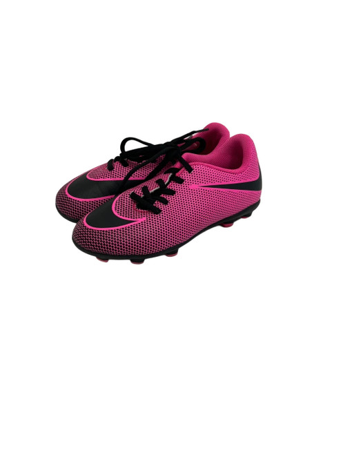 Vist Large View of Product Image Which is Used Nike Tiempo Yth 12 Soccer Cleats