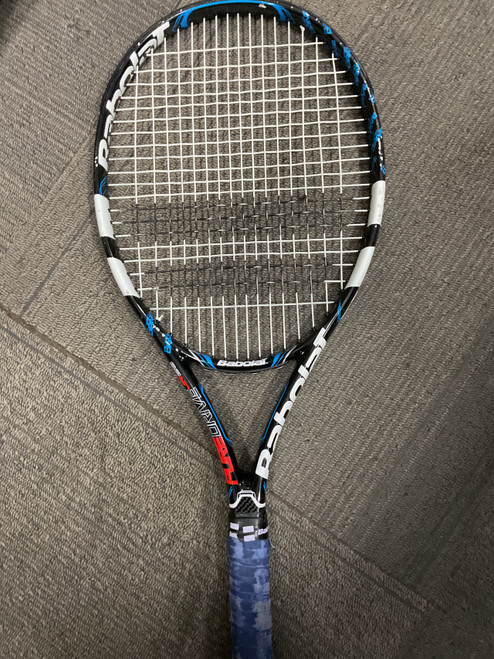 Vist Large View of Product Image Which is Used Babolat PURE AERO JR 25 Junior Tennis Racquet Black 25"