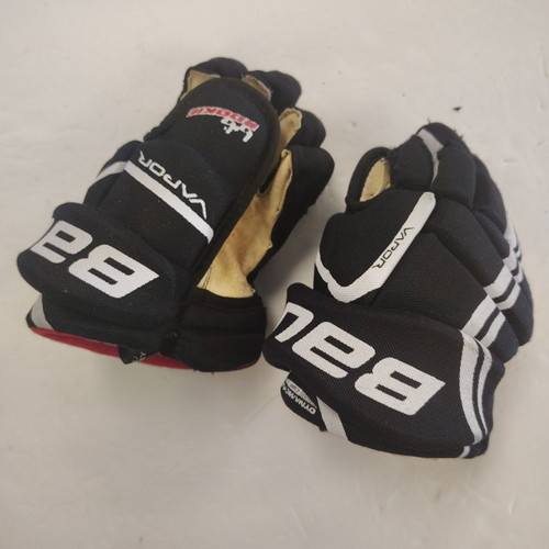 Vist Large View of Product Image Which is Used Bauer VAPOR Youth Gloves Black 8"