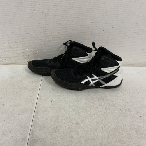 Vist Large View of Product Image Which is Used Asics Wrestling Shoes Black Junior 04.5