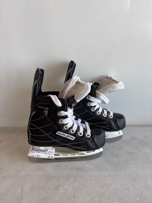 Vist Large View of Product Image Which is Used Bauer NEXUS 22 Youth Hockey Skate Youth 09.0