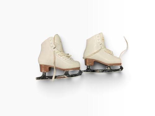 Vist Large View of Product Image Which is Used Jackson ARTISTE Girls Figure Skate White Junior 02