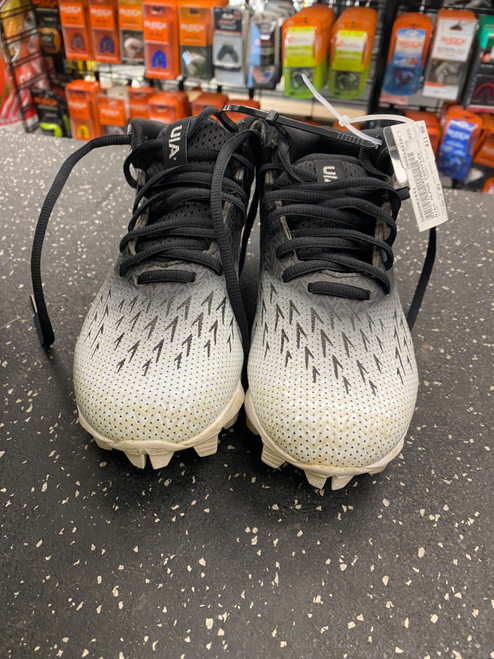 Vist Large View of Product Image Which is Used Under Armour SPOTLIGHT 4.0 Jr FB Cleats White And Royal Blue Junior 03.5
