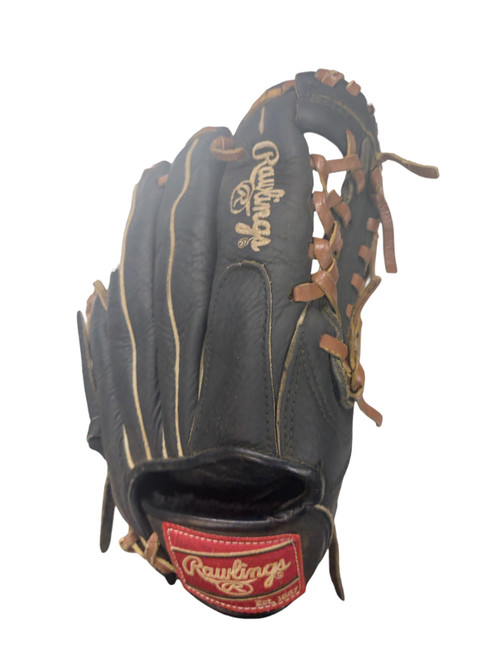 Vist Large View of Product Image Which is Used Rawlings A1125B BB/SB Glove RH Throw Black 11 1/4"