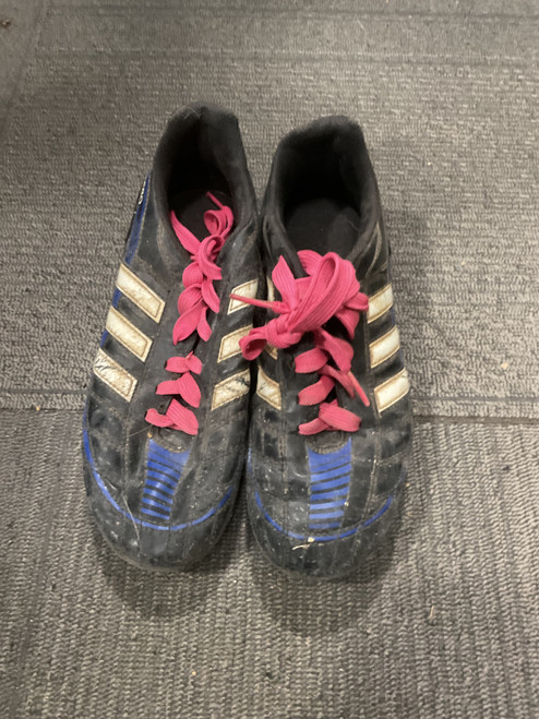 Vist Large View of Product Image Which is Used Adidas PUNTERO Soccer Cleats Black Junior 05.5
